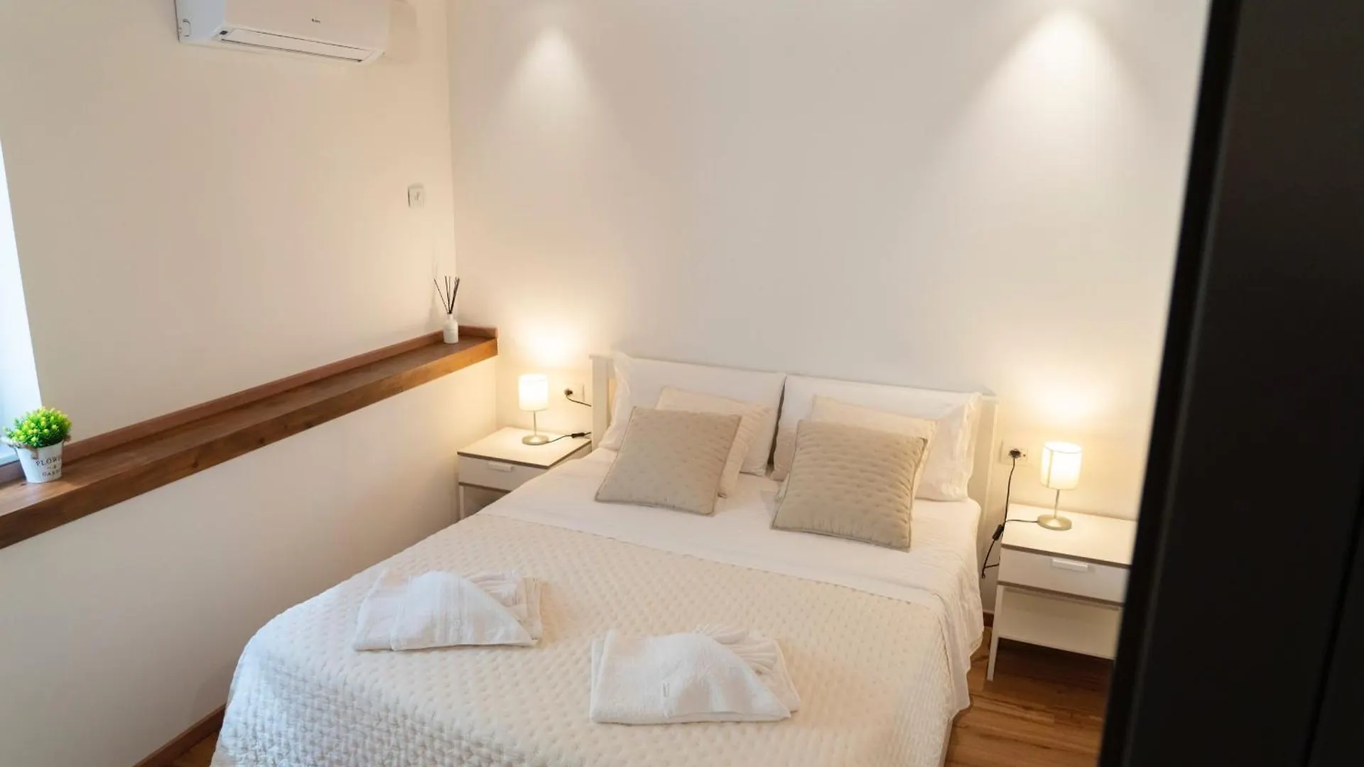 Monteleone Apartment Palermo Italy