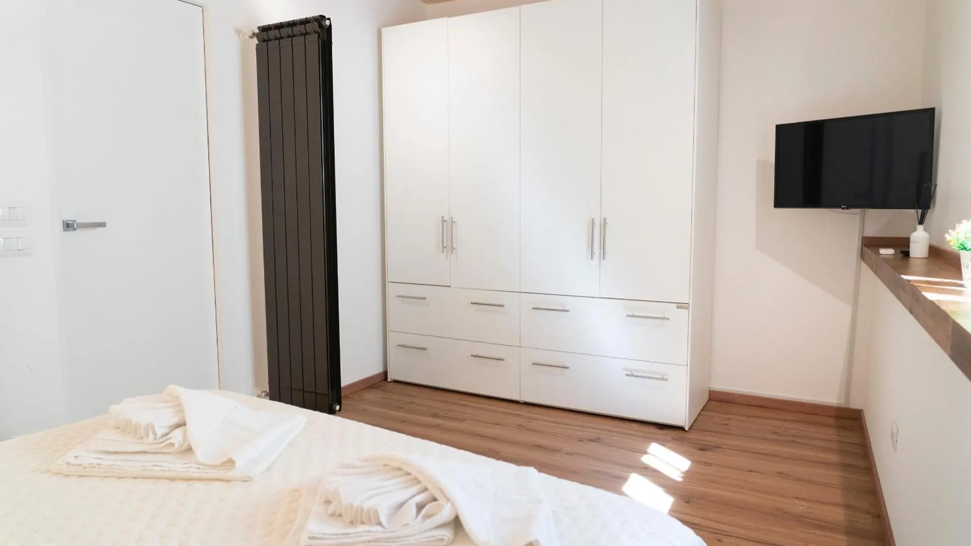 Monteleone Apartment Palermo Italy